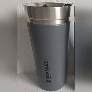 Stanley Stainless Steel 709 mL (24 oz.) Tumbler Asphalt Grey